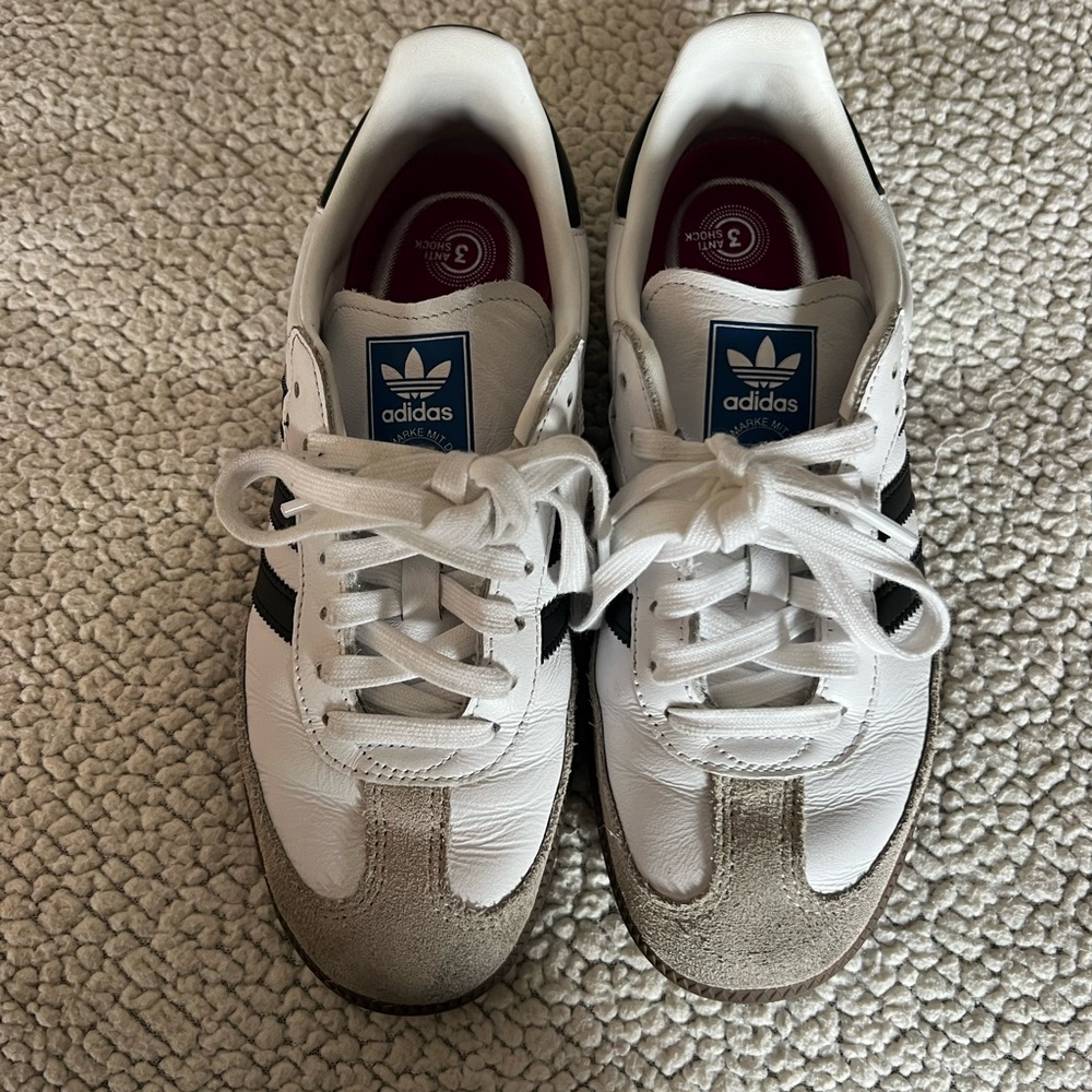 adidas Women White Black & Tan Leather Low-Top Sneakers